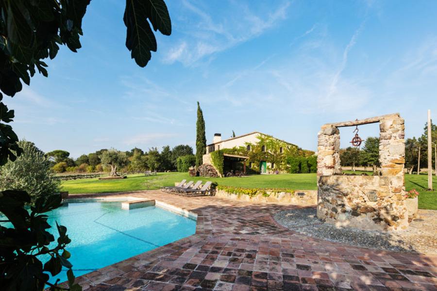 living - Casa rural de 784m² en venta en La Selva, Girona - gallery - 3