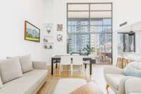 living - Piso de 97m² con 20m² terraza en venta en Diagonal Mar - gallery thumbnail - 1