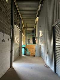logistics - Light Industrial Premises / Offices For Rent - gallery thumbnail - 4