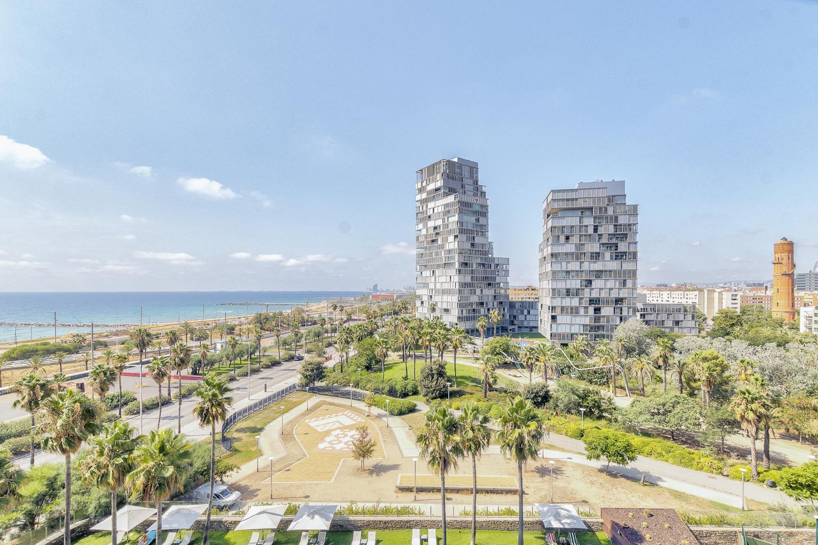 living - Piso de 121m² con 67m² terraza en venta en Diagonal Mar - gallery thumbnail - 7