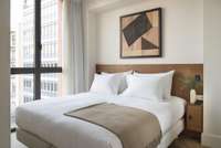 living - Piso de 140m² en alquiler en Eixample Derecho, Barcelona - gallery thumbnail - 4