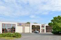 logistics - Local d’activités À Louer - gallery thumbnail - 1