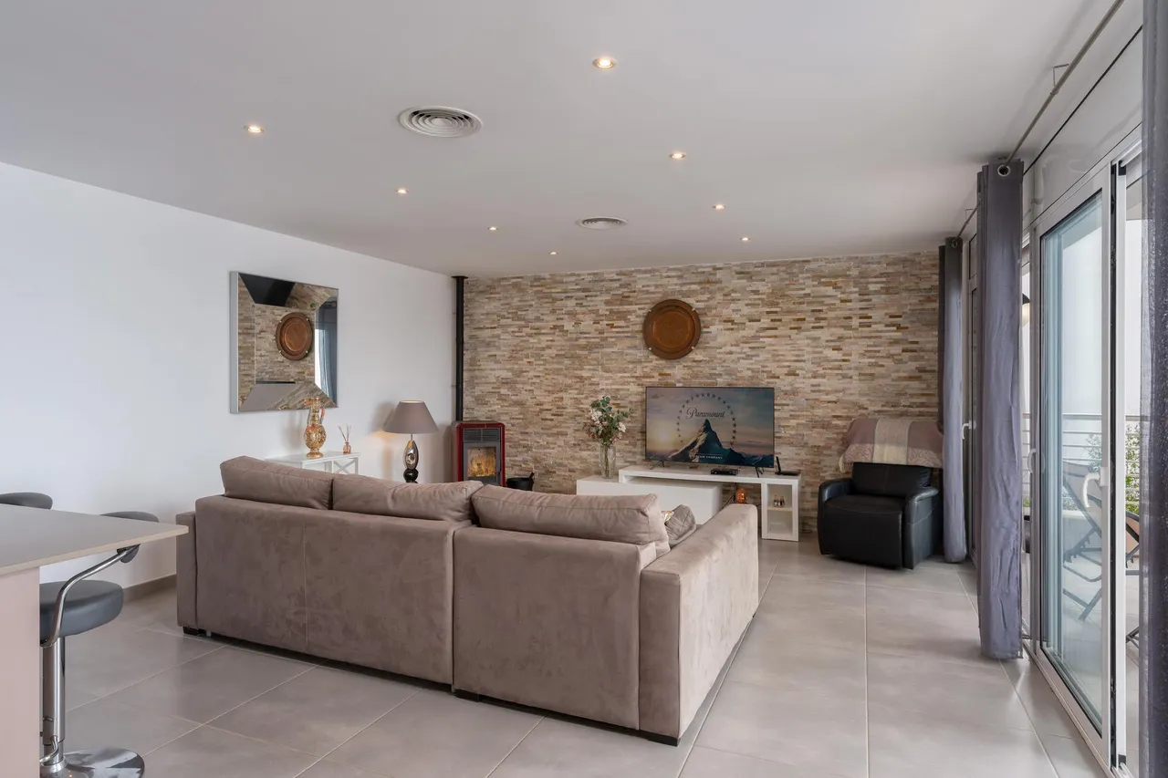 living - 384m² house / villa for sale in Bay of Roses, Costa Brava - gallery - 9