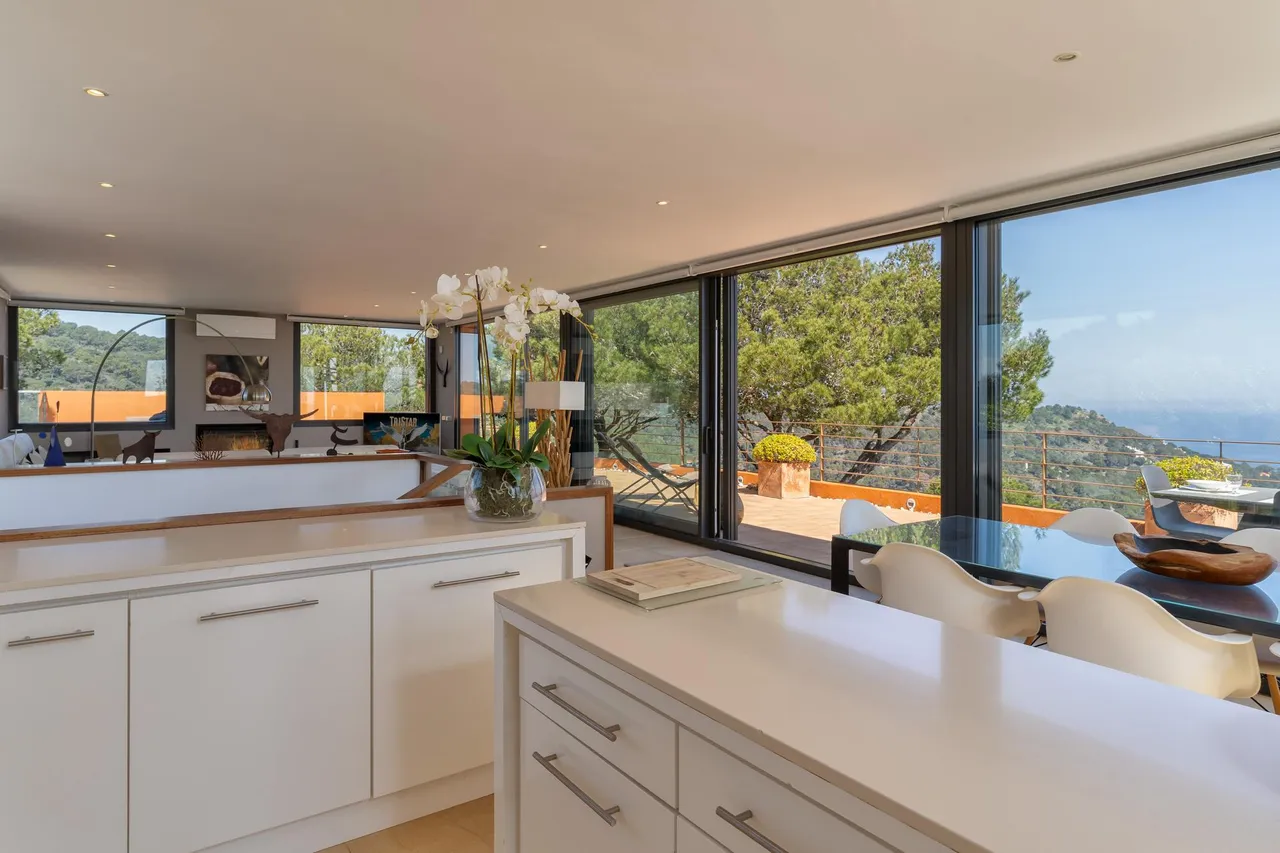 living - Casa / villa de 298m² en venta en Sa Tuna, Costa Brava - gallery - 8