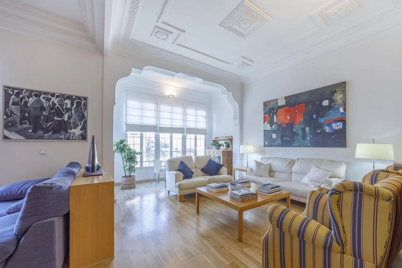 living - Piso de 202m² en venta en Gran Vía, Valencia - gallery - 2