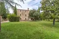 living - Casa rural de 2,460m² en venta en El Gironés, Girona - gallery thumbnail - 4