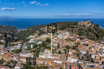living - 315m² house / villa for sale in Begur Town, Costa Brava - featured