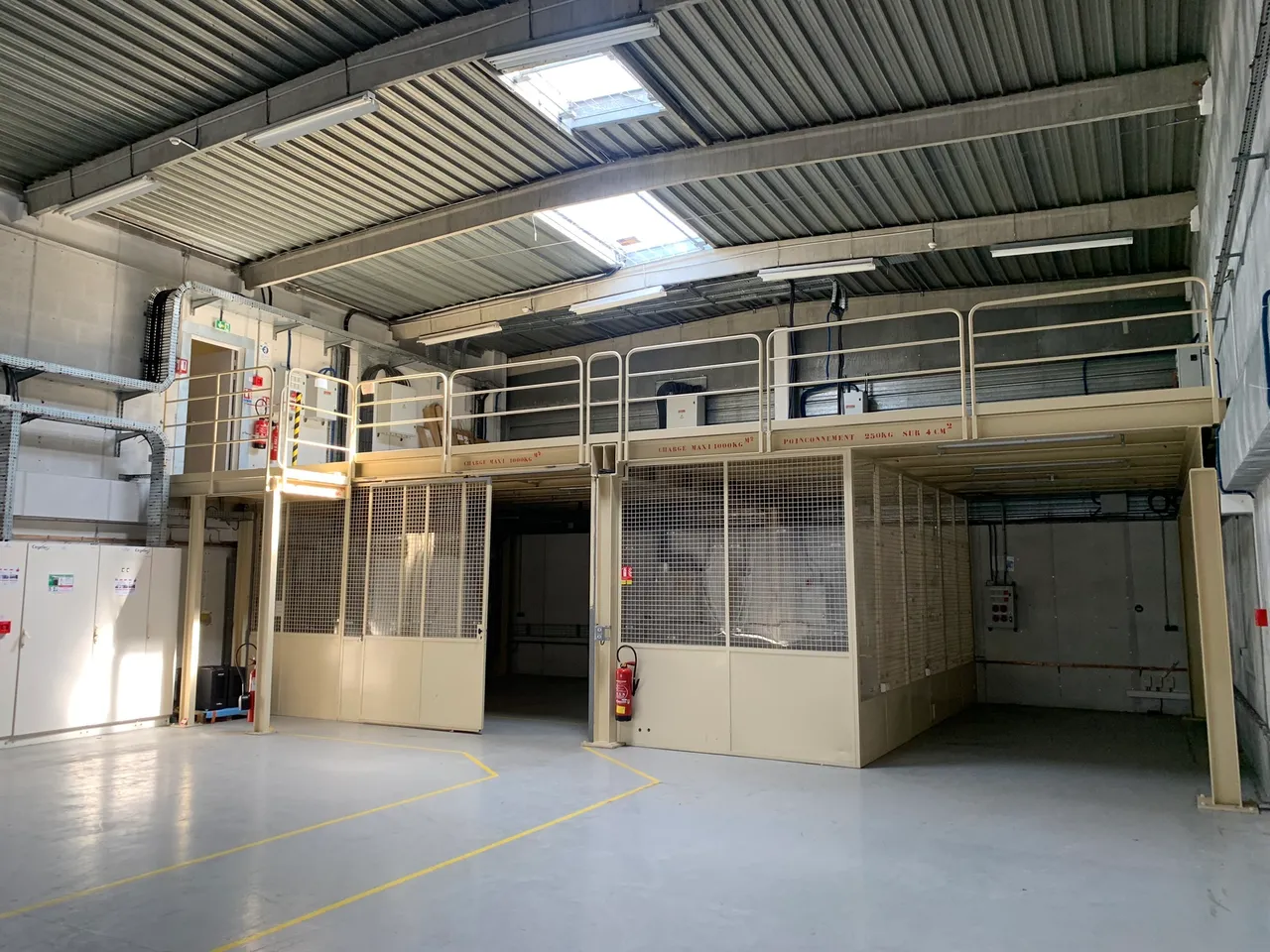 logistics - Warehouse / Offices For Rent - gallery - 7