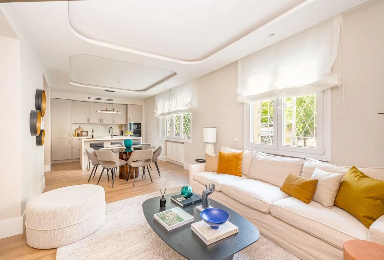 living - 173m² apartment for sale in Recoletos, Madrid - gallery - 3