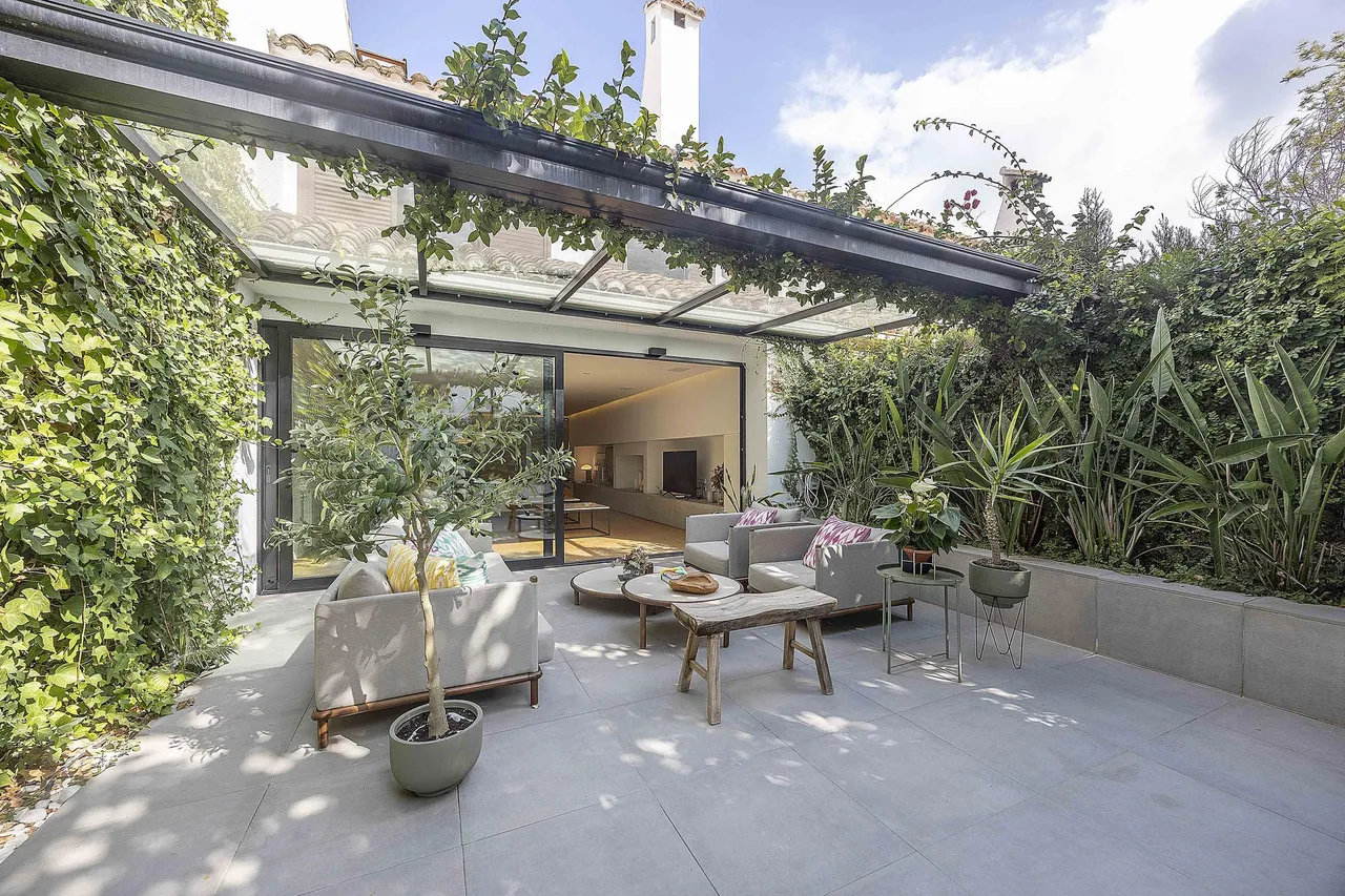 living - 318m² house / villa for sale in Godella / Rocafort - gallery - 2