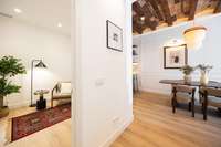 living - Piso de 101m² en venta en Poble Sec, Barcelona - gallery thumbnail - 8