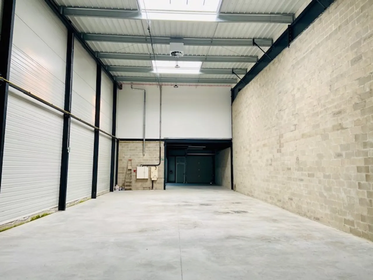 logistics - Activités / Bureaux À Louer - gallery - 8