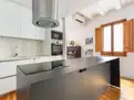 living - Piso de 101m² en venta en El Raval, Barcelona - gallery thumbnail - 9