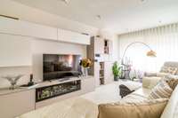 living - Piso de 137m² en venta en Les Corts, Barcelona - gallery thumbnail - 5