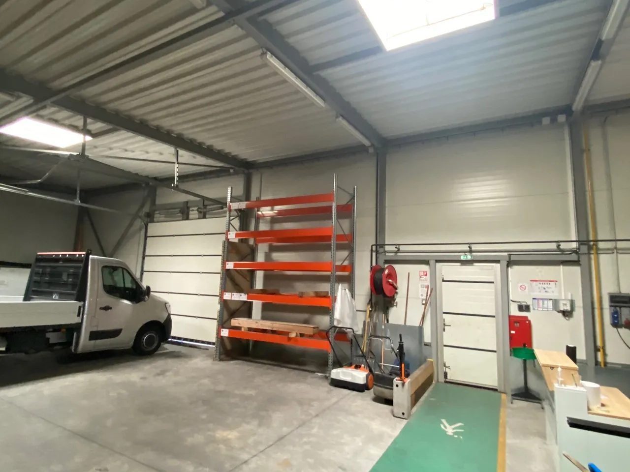 logistics - Activités / Bureaux À Louer - gallery - 5