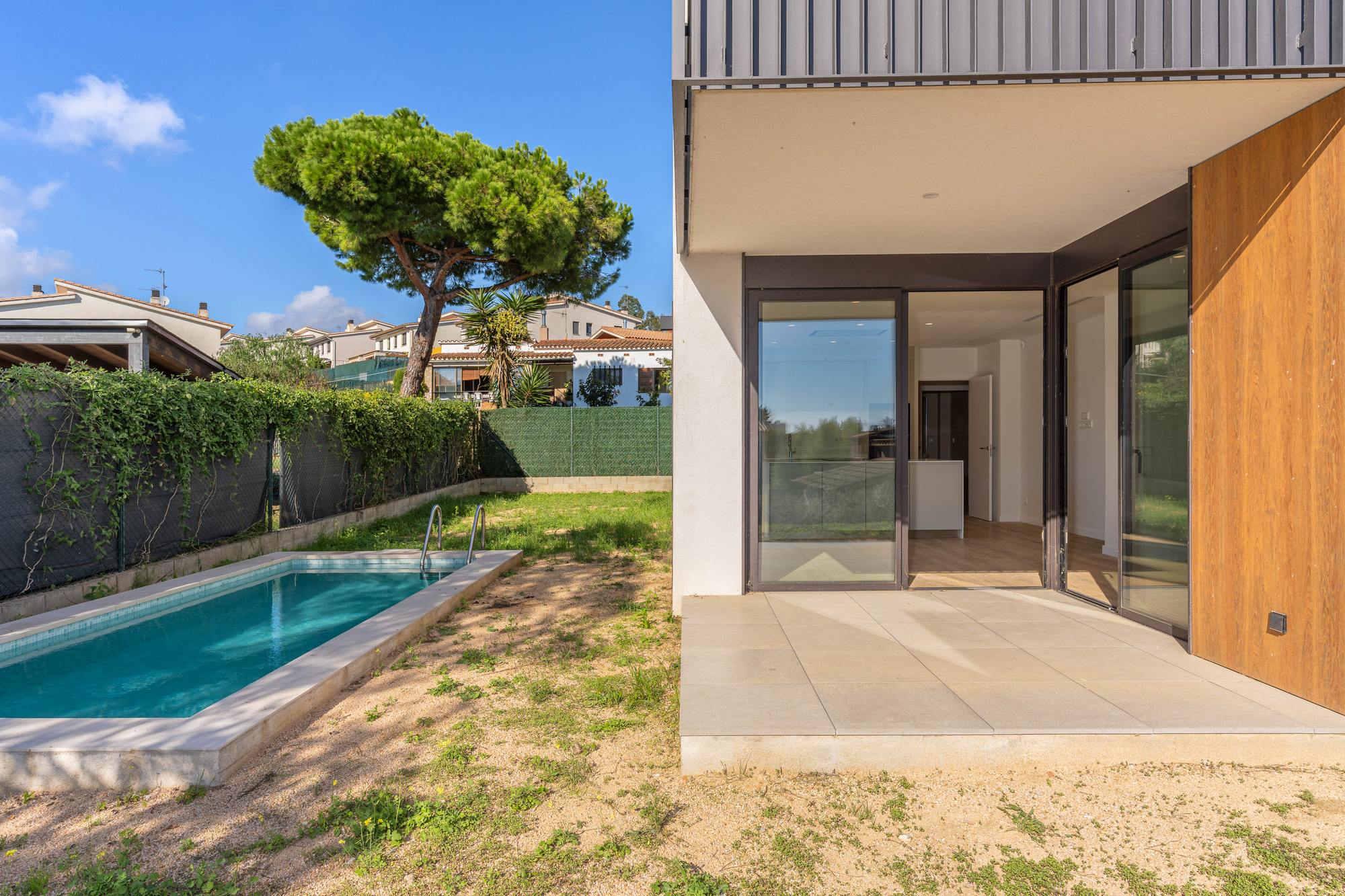 living - Casa / villa de 306m² con 151m² de jardín en venta en Palamós - featured