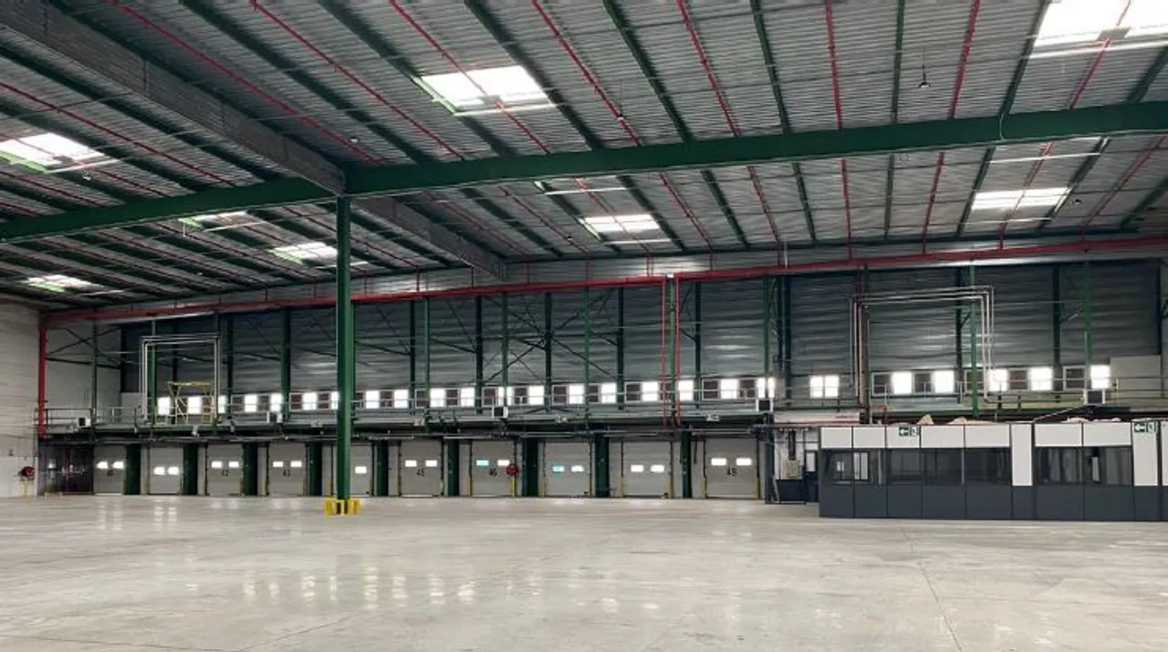 logistics - Entrepôt Logistique À Louer - gallery - 4