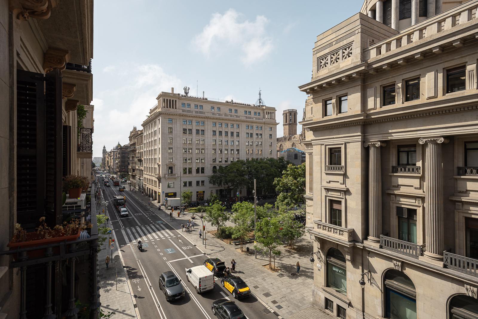 living - Piso de 204m² en venta en El Born, Barcelona - featured