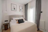 living - Piso de 112m² en venta en Sol, Madrid - gallery thumbnail - 8
