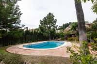 living - 980m² house / villa for sale in Los Monasterios, Valencia - gallery thumbnail - 6