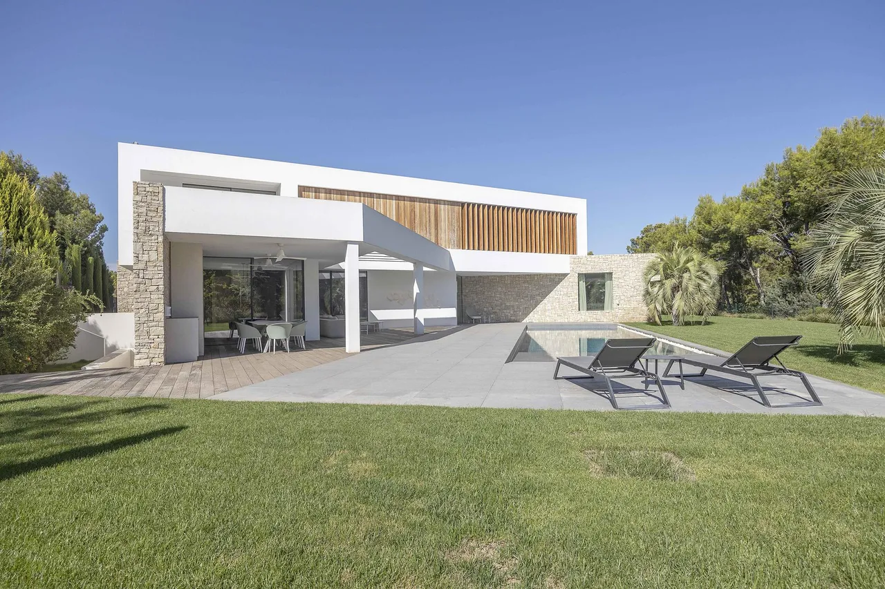 living - 793m² house / villa for sale in Bétera, Valencia - gallery - 7