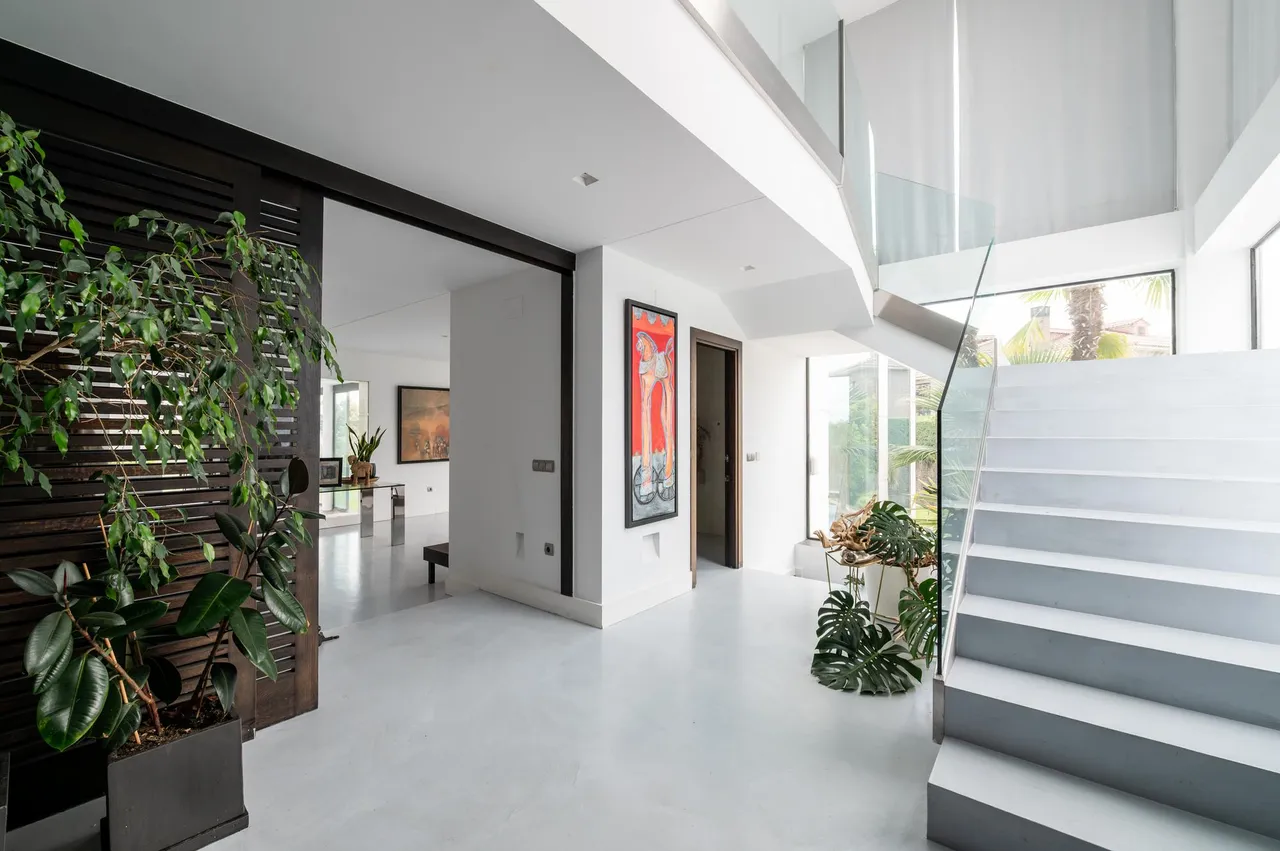 living - Casa / villa de 1,203m² en venta en La Moraleja Urbanización - gallery - 4