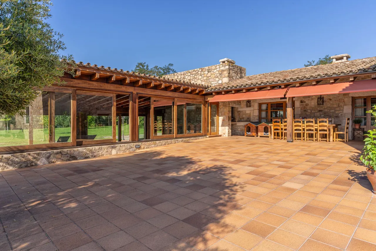 living - 540m² country house for sale in La Selva, Girona - gallery - 7