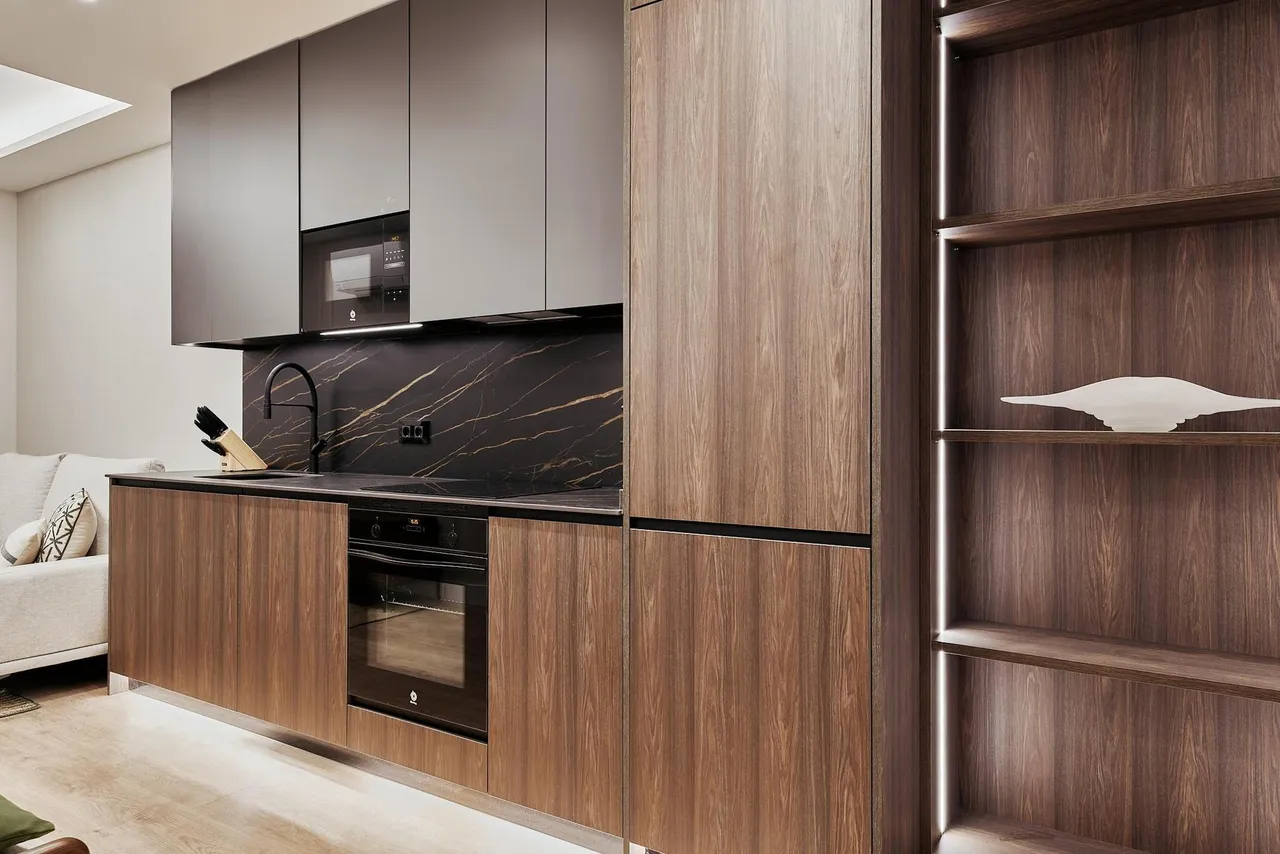 living - Piso de 71m² con 10m² terraza en venta en Almagro, Madrid - gallery - 9