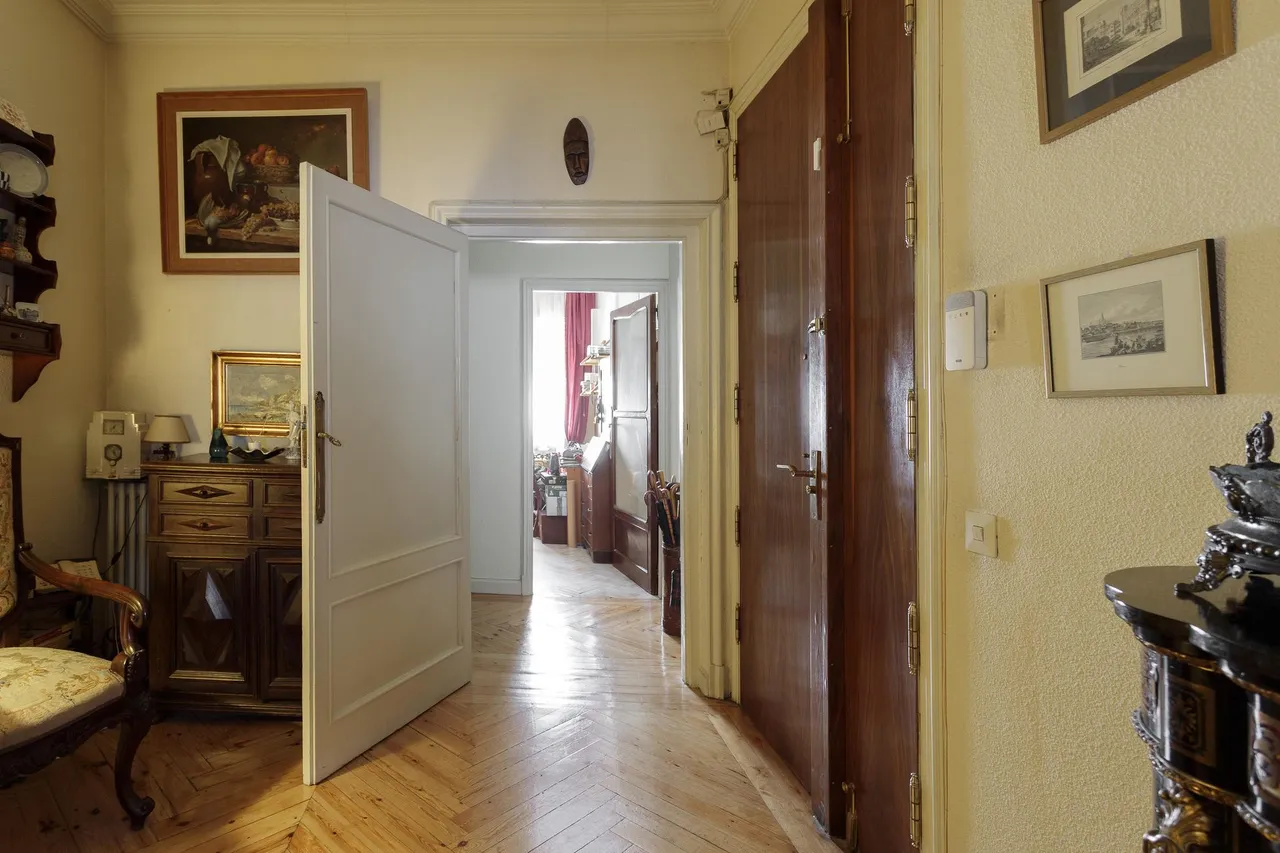 living - Piso de 256m² en venta en Chueca - Justicia, Madrid - gallery - 7