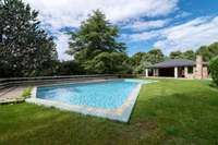 living - Casa / villa de 1,600m² en venta en La Moraleja Urbanización - gallery thumbnail - 5