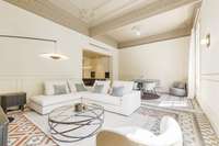 living - Piso de 204m² con 9m² terraza en venta en Eixample Derecho - gallery thumbnail - 2