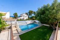 living - 259m² house / villa for sale in Vallpineda, Barcelona - gallery thumbnail - 9