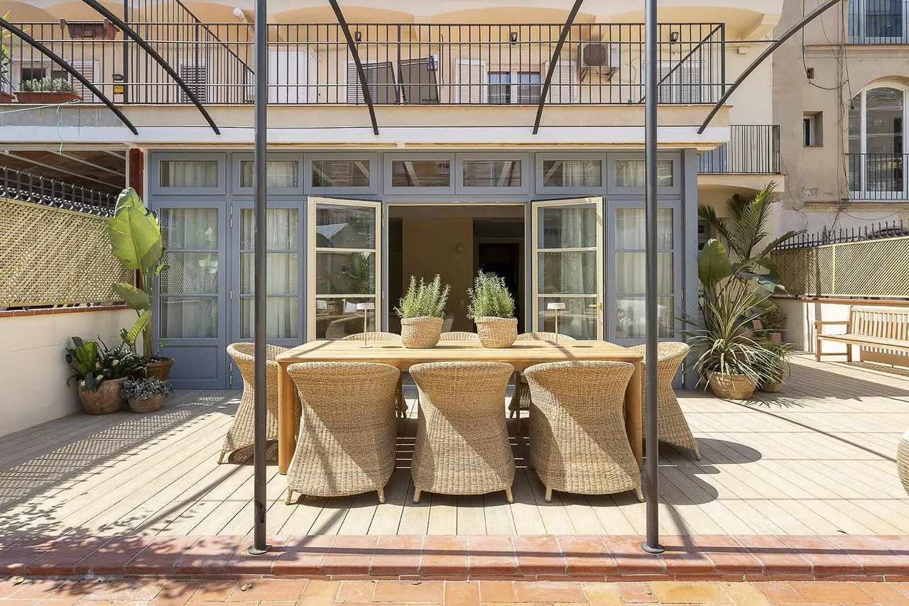 living - 200m² apartment with 100m² terrace for sale in Eixample Right - gallery - 3