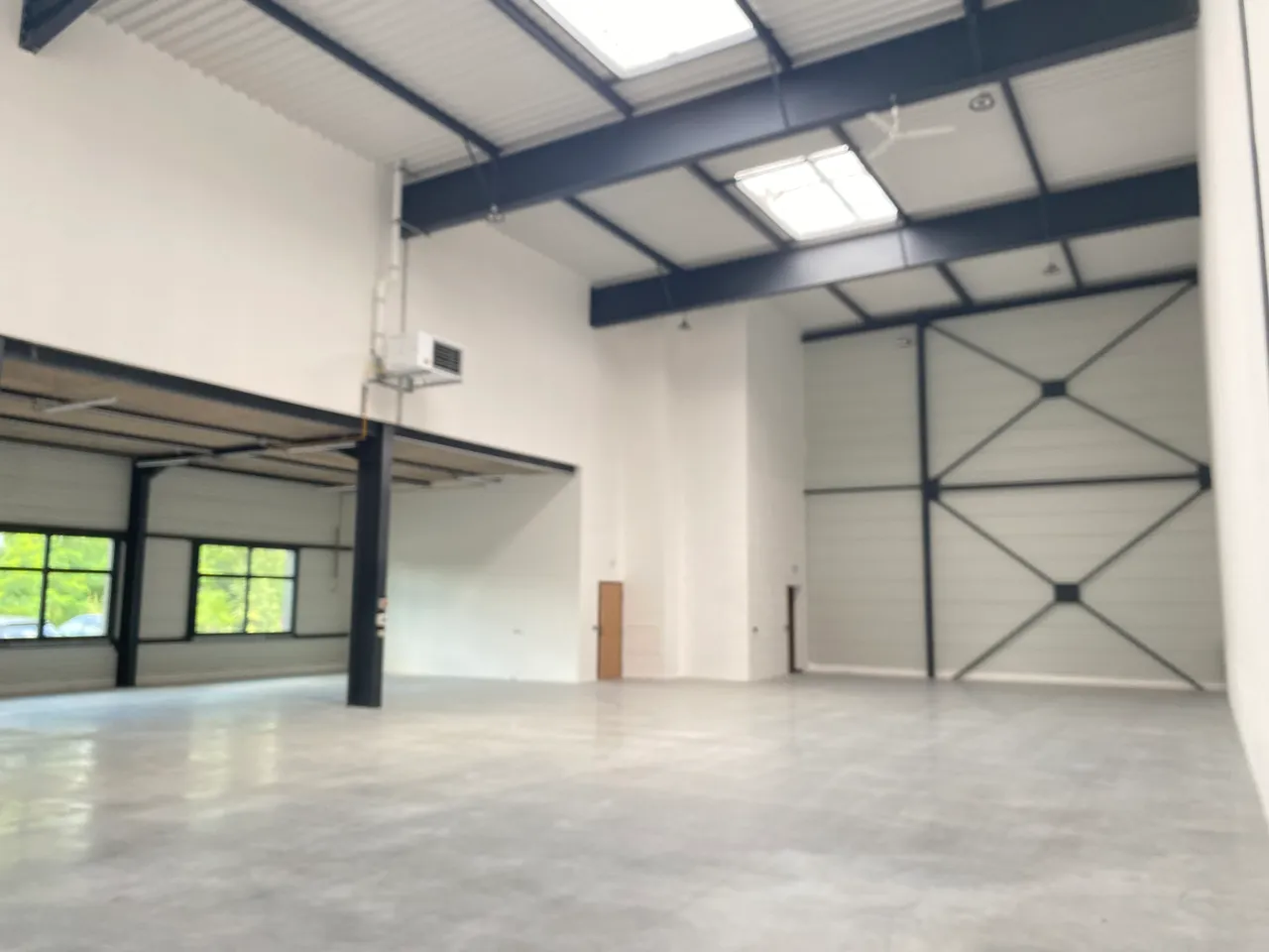 logistics - Activités / Bureaux À Louer - gallery - 3