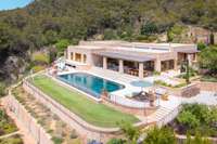 living - 591m² house / villa with 85,507m² garden for sale in Santa Eulalia - gallery thumbnail - 4