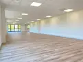 logistics - Activités / Bureaux À Louer - gallery thumbnail - 7
