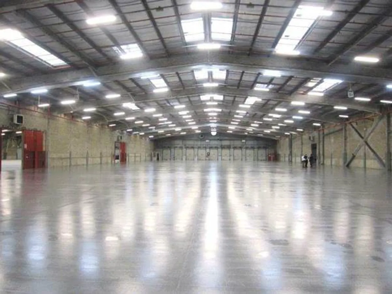 logistics - Logistics Warehouse For Rent - gallery - 3