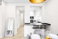 living - 91m² apartment for rent in Almagro, Madrid - gallery thumbnail - 10