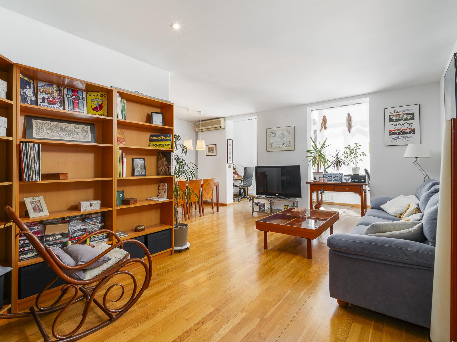 living - 150m² apartment for sale in Eixample Left, Barcelona - gallery - 3