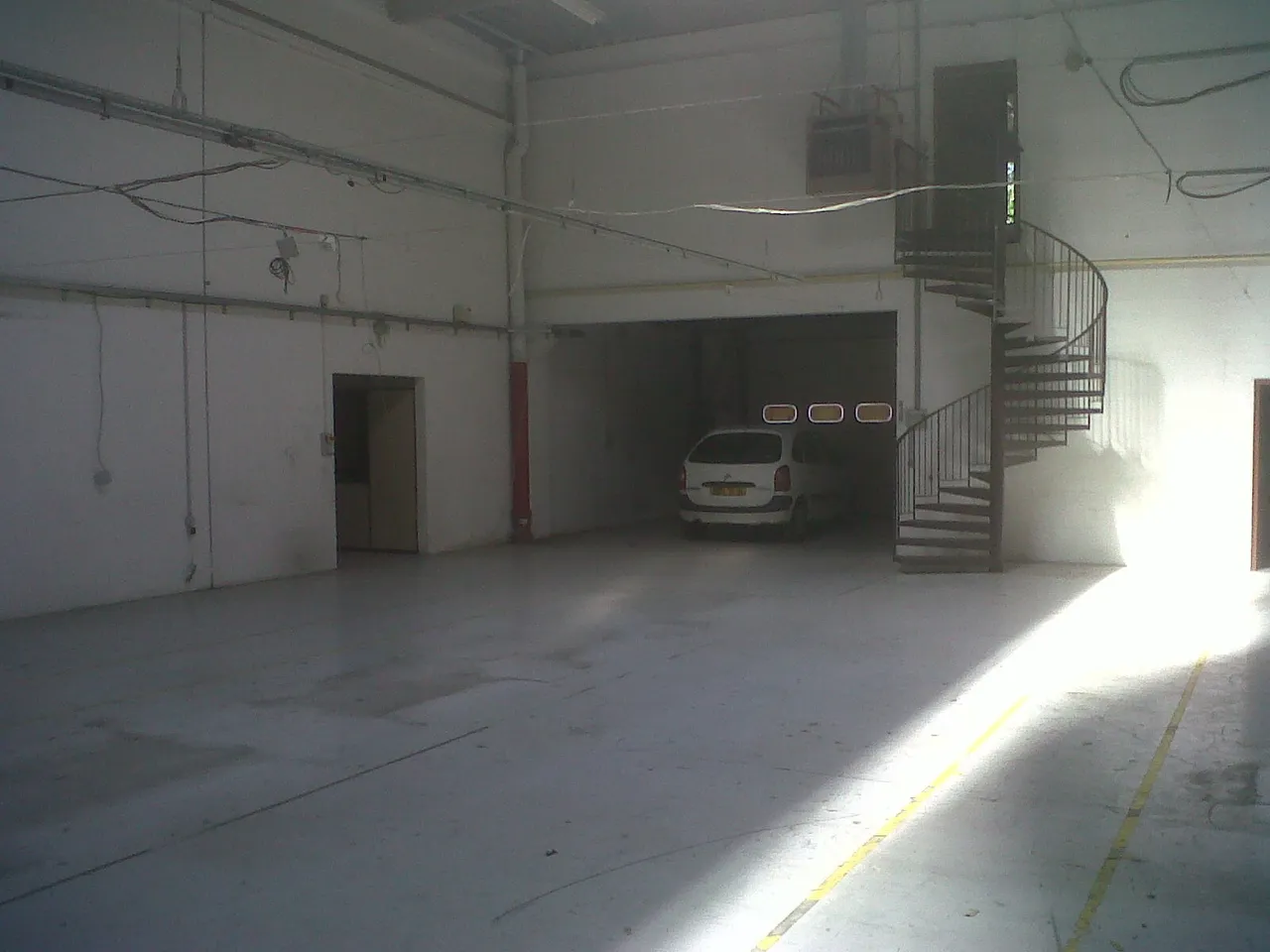 logistics - Activités / Bureaux À Louer - gallery - 3