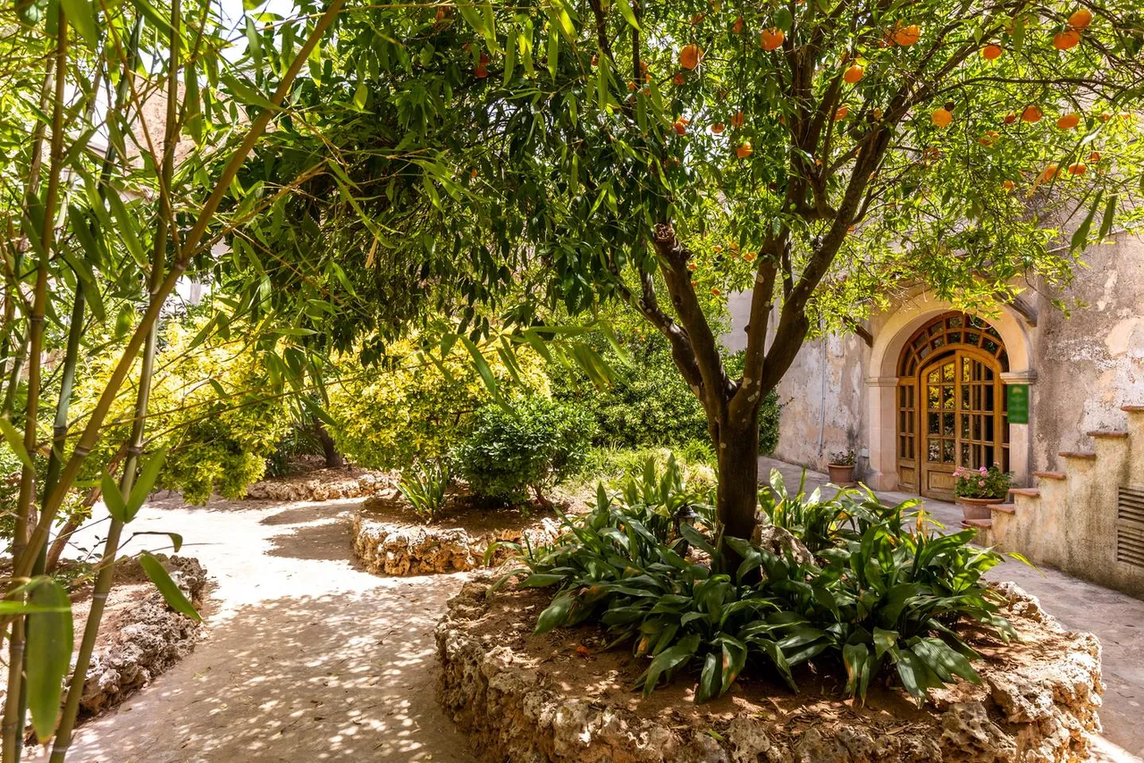 living - Hotel de 2,134m² en venta en Algaida, Islas Baleares - gallery - 8