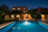 living - 834m² house / villa for sale in Baix Empordà, Girona - gallery thumbnail - 6