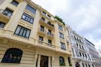 living - Piso de 234m² en venta en Almagro, Madrid - gallery thumbnail - 6