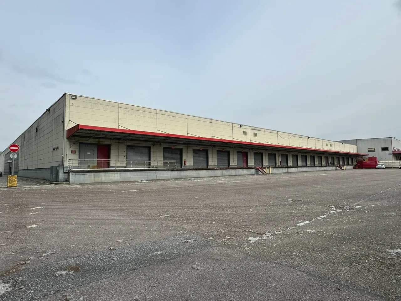 logistics - Entrepôt Logistique À Louer - gallery - 5