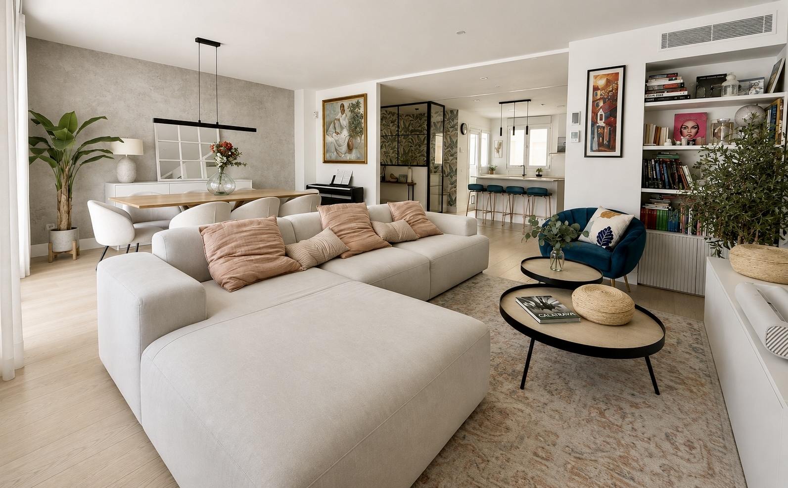 living - Piso de 171m² en venta en Ríos Rosas, Madrid - gallery thumbnail - 2