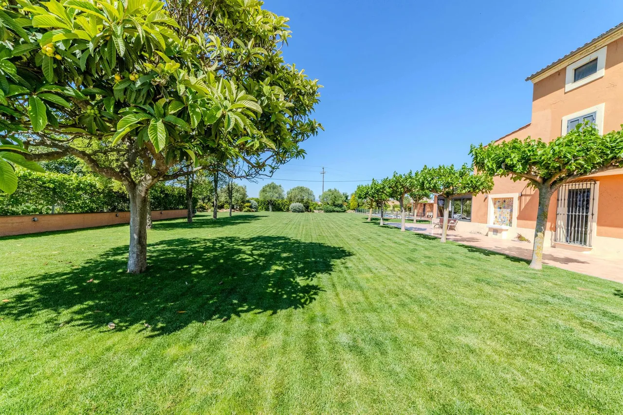 living - Casa rural de 550m² en venta en Penedès, Barcelona - gallery - 7