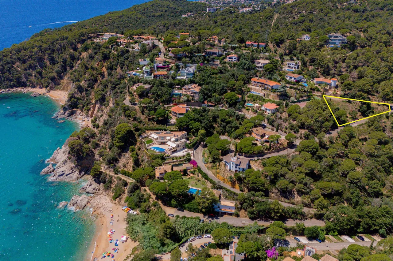 living - Parcela de 1,257m² en venta en Tossa de Mar, Costa Brava - gallery - 5