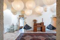 living - Casa rural de 595m² en venta en Baix Empordà, Girona - gallery thumbnail - 5