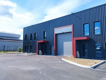 logistics - Activités / Bureaux À Louer - featured