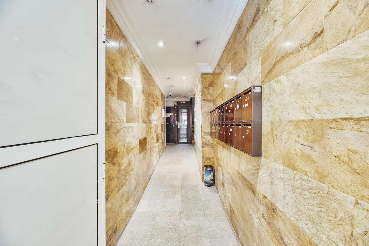living - Piso de 68m² en venta en Universidad, Madrid - gallery - 7
